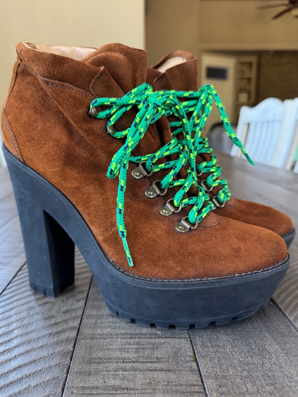 Polo Ralph Lauren Helene Oiled Suede Platform Hiking Boots Women’s Size 9 (39)